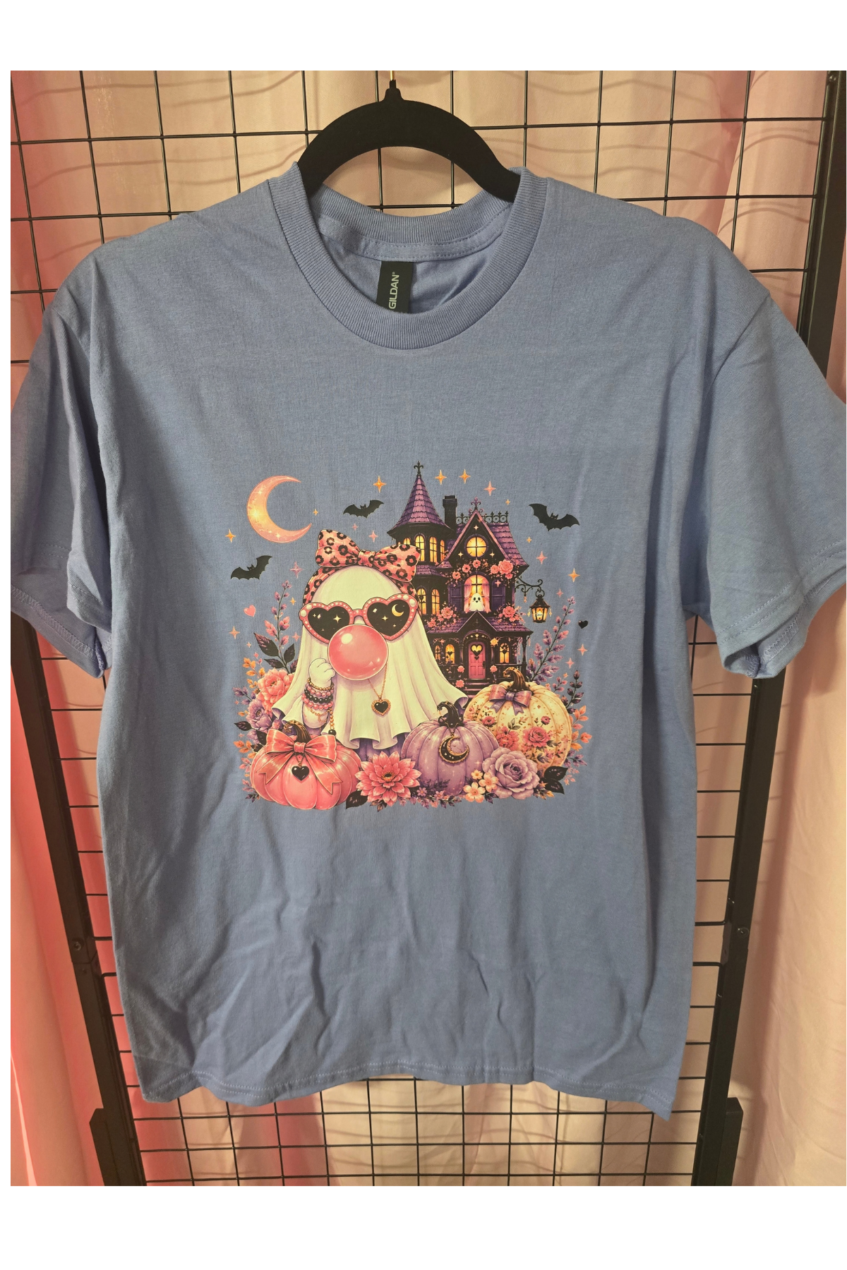 Bubblegum Ghost & Haunted House Halloween Graphic Tee